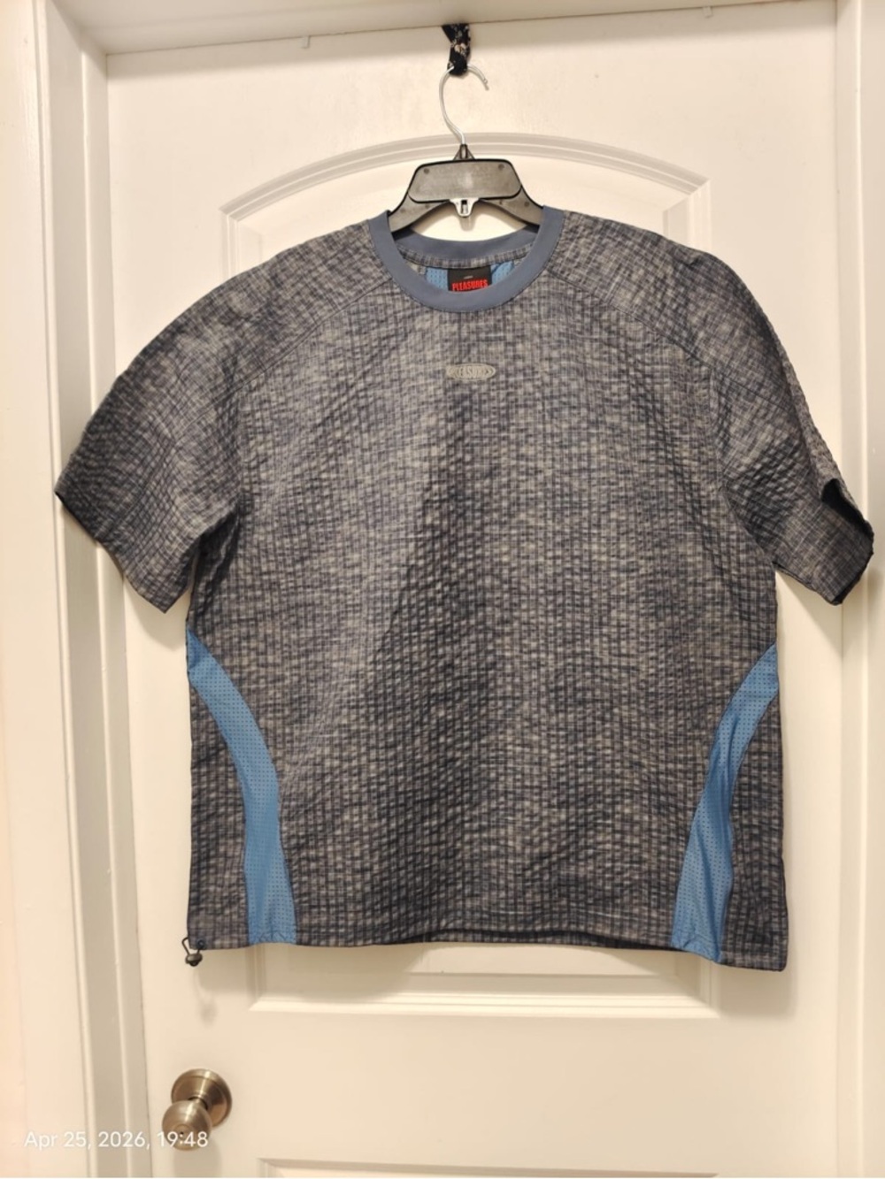 NWT Pleasures Oval Tech Shirt Top Blue Men’s Size L Short Sleeve